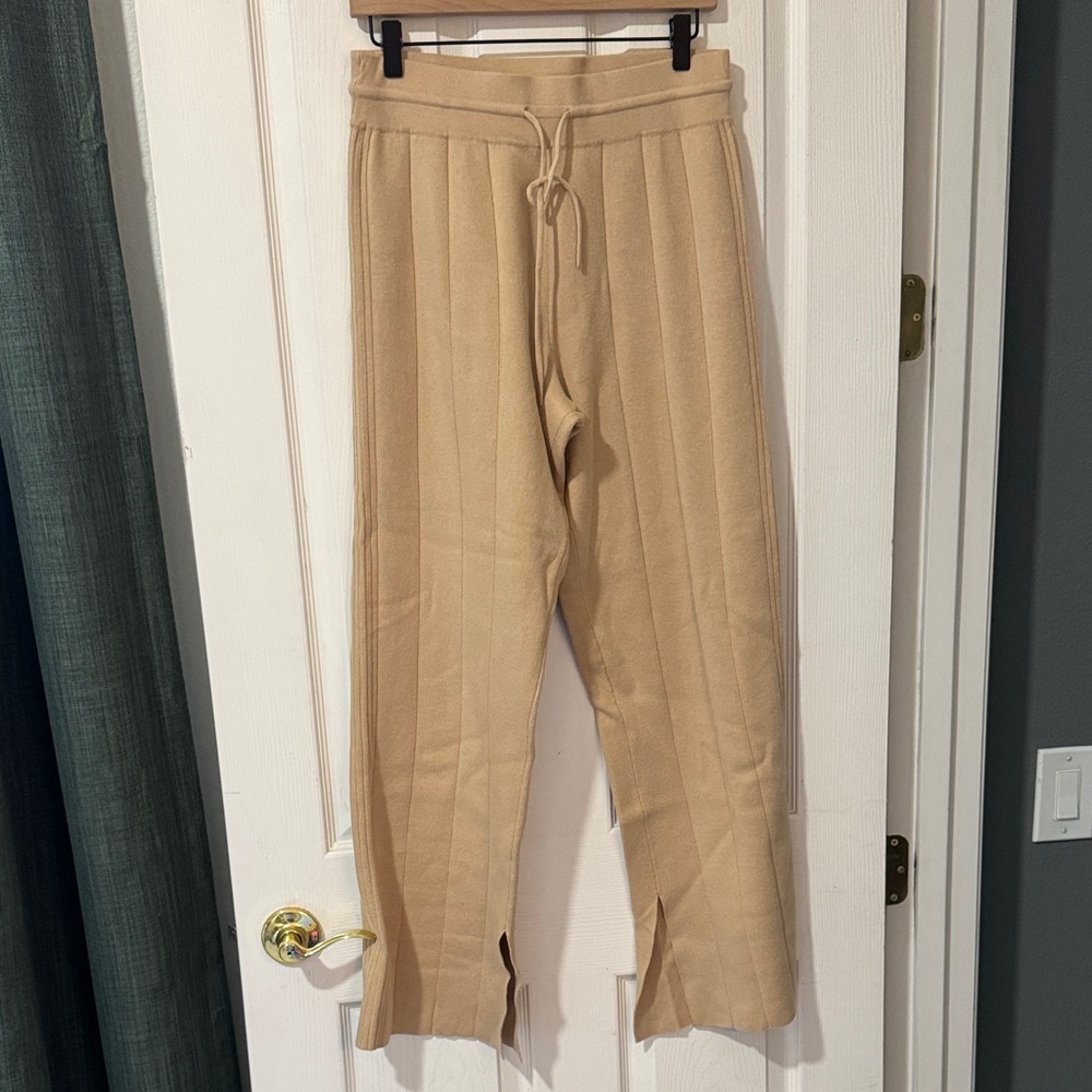 La Ligne Tan Ribbed pants  size medium